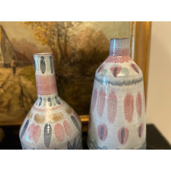 Set Of 2 Ceramic Vases With Handpainted Floral & Abstract Patterns In Pastel Pin - Picture 10 of 16